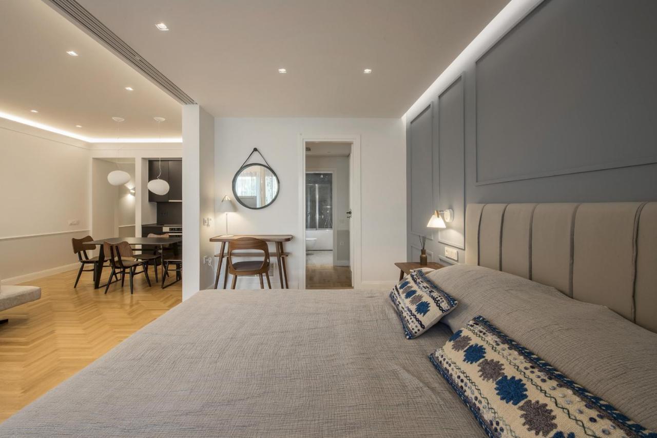 Chic Central Athens Apartment At Mavilli Sq. 외부 사진